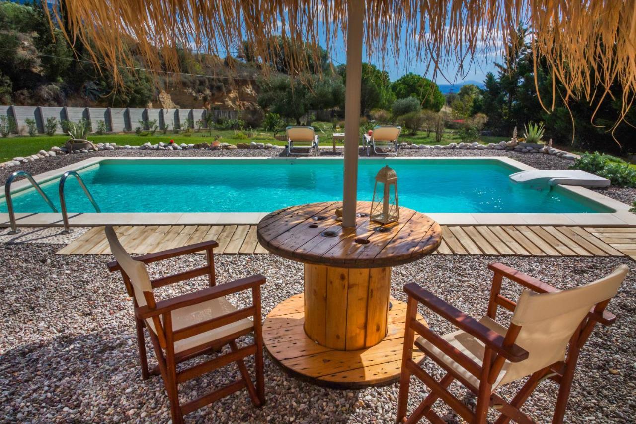 Driftwood Villa Karavádhos 외부 사진