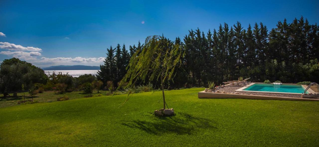 Driftwood Villa Karavádhos 외부 사진