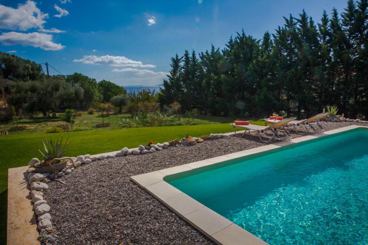 Driftwood Villa Karavádhos 외부 사진