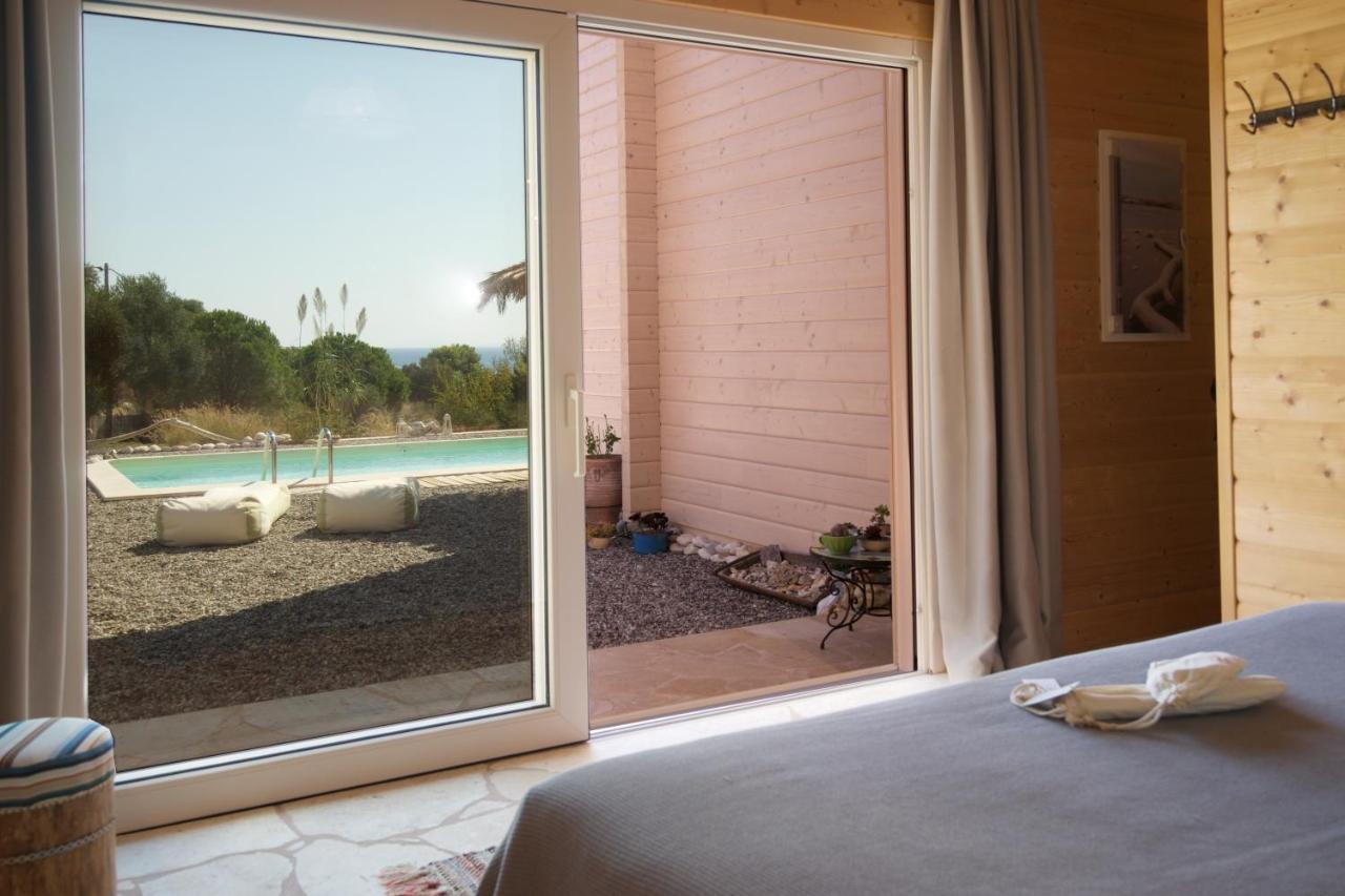 Driftwood Villa Karavádhos 외부 사진